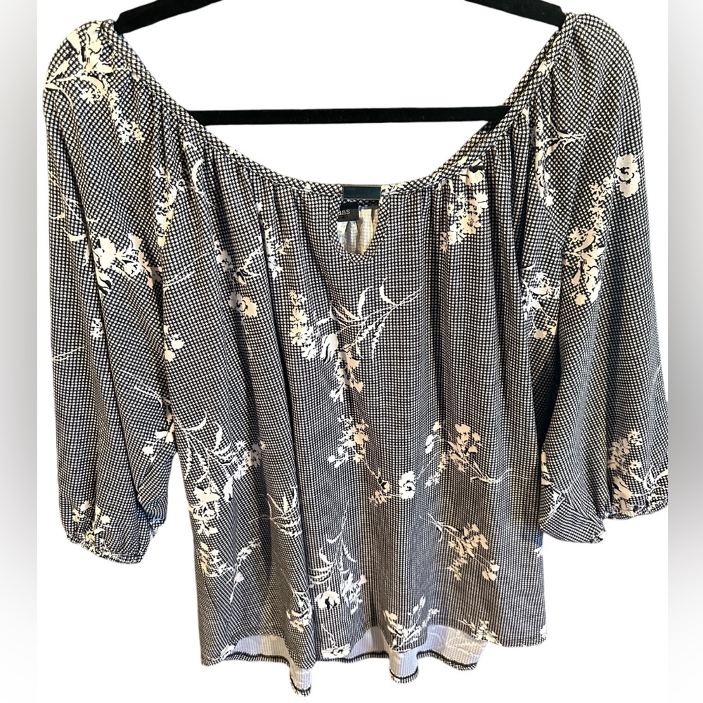 Mandy Evans Black and White Gingham top with White Floral Accents - Size 1X